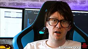 I Sucked The Geek's Big Cock Before He Fucked My Tight Pussy