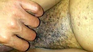 Late night wet pussy encounter