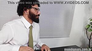 comi o cara que me entrevistou com big cock hairy gay action