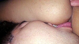 chupando y mamando coño y culo de la deliciosa de mi susy ella tiene un rico sabor de concha 4k v2