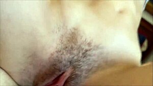 Странна 18+ доведена сестра иска голям кур сега