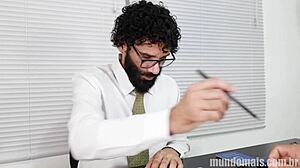 comi o cara que me entrevistou com big cock hairy gay action