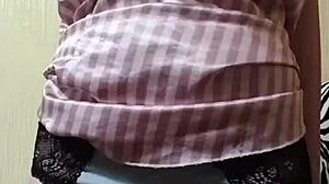 Elza Kom's Pussy In Panties Fetish