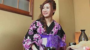 日本人美女ルリキクカワの毛むくじゃらマンコに中出し満載