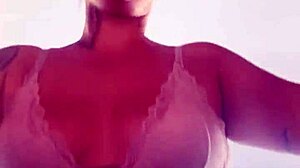 Gym sweat reveals see-through tits and wet pussy