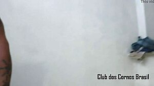 chifrudo says, 'leva a esposa vadia para o coroa fitness foder'