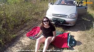 Teen Amateur Fingers Herself Outdoors In Car