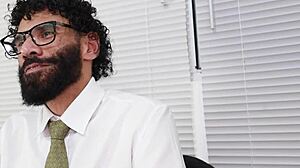 comi o cara que me entrevistou com big cock hairy gay action