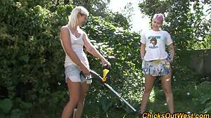 Amateur Aussie Lesbian Outdoor Tasting Fun