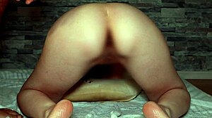 Asian milf enjoys creampie in amateur sex session