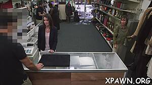 amateur couple in sucking contest, pussies rammed hard 😏🍆