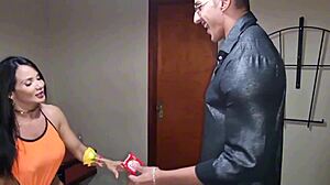 Wow, Swinging with Lover in Motel Gets Wild!