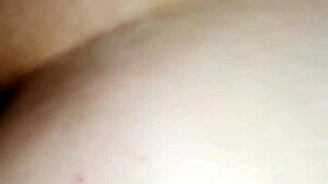 Amateur Milf Wife In Detailed Home Scene