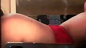 gratis solo por hoy video exclusivo de mi madrastra encima de mi polla grande mientras sus ricas tetas rebotan que rico me cojo a mi madrastra cachonda sexo casero real amateur de madrastra e hijastro 😏🔥