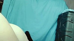 Twerking big white ass crossdresser sissy amateur gay