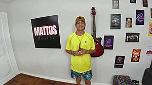 30 anos de porno e a primeira vez que o tiozinho fodeu a anazinha rabuda