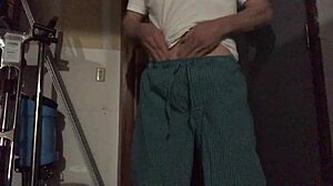 A Gentle Gay Rub Session