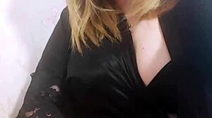 i finger my pussy and film it for my husband