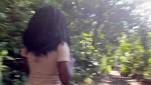 Eu E Meu Amigo Levamos A Pretinha Gostosa Para Cachoeira