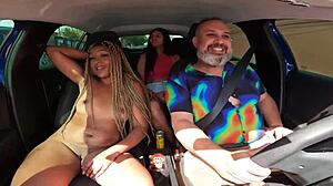 Hey, dieses freche Mädchen schloss sich uns nach der Fahrt an! - Renata Carvalho