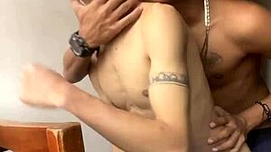 Sexo en el sauna gay