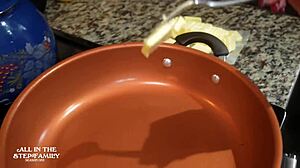 Fucking step mom Kymber Leigh for breakfast, oh yeah! 🍳