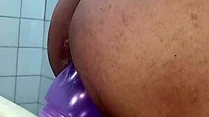 it hurts but feels good when it goes in