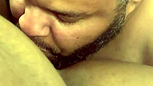 BBW Milaj enjoys shaved pussy licking in hentai