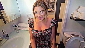 Busty Step Mom Vivianne Desilva Bangs Nerdy Danny Dirt!