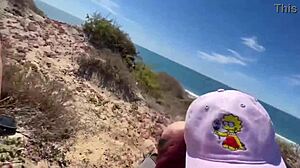 I fucked my girlfriend's friend quickly in the street