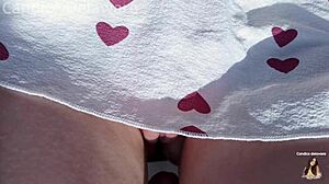 Na Casa De SWING Ela Adora GOZAR Pelo Cu Enquanto Eles Vê E Batem Punheta