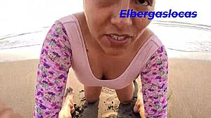 Tivemos sexo na praia a emoção de foder em público ao ar livre me deixou louco