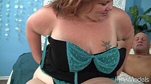 Cock Hungry Fat Girl Averi Rose Gets Her Shaved Pussy Dicked