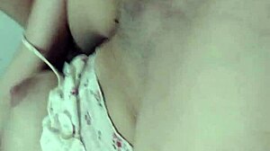 T'aimes me voir ruiner mon petit trou serré ?