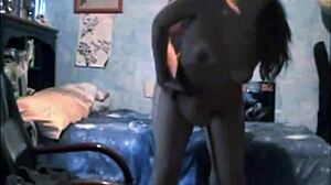 mientras mi esposo se fue a la posada de su trabajo su amigo me pone en cuatro