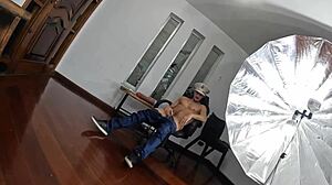 Heartbroken Ted Watches Giih Give Herself to Another at Wedding