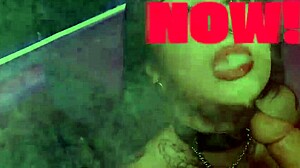 Lily Starfire meneroka pengembaraan baru gaya goth