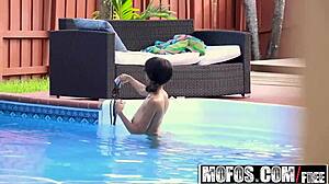 Mofos Voyeur Cheats with Wife’s Friend Brittney White in Steamy Bathroom POV