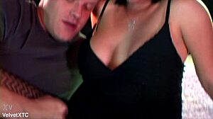 Brincadeira com mangueira com papai, quer ver?