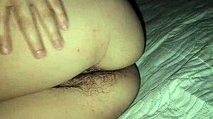 चब्बी टीन की टाइट वेट चूत को हार्ड पाउंड किया!