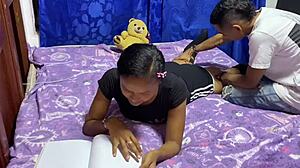 me follo a mi hermanastra y le hecho semen en coño