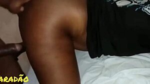 enchendo o cuzinho de leite com leite