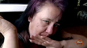 Ass Licking in the Window – Want to See Klaudiaambergirl's Mouthful?