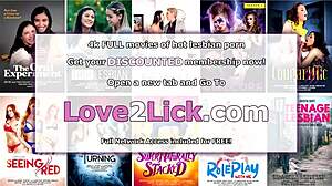 ¡Hermanastra pequeña toma control con striptease sexy ahora!