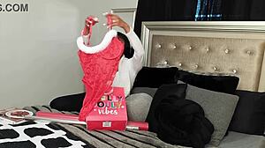 Vay Be! Üvey Oğlumun Erken Noel Hediyesi Bu Yıl Anneyle Geliyor!