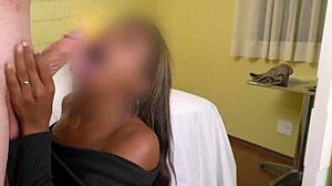 Huge memeli latina kötü kızı dövdüğünü gördün mü hiç?