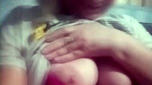 big milf big titts 😍