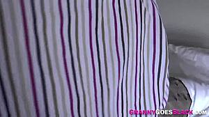 i can’t get enough of giving head to this black stud with my fat lips