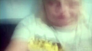 big milf big titts 😍