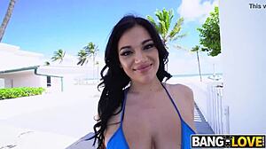 Cajun Sensation Mona Azar Fucks In Miami